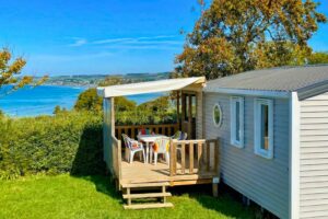 Mobil-home panoramique avec vue sur la mer en Finistère