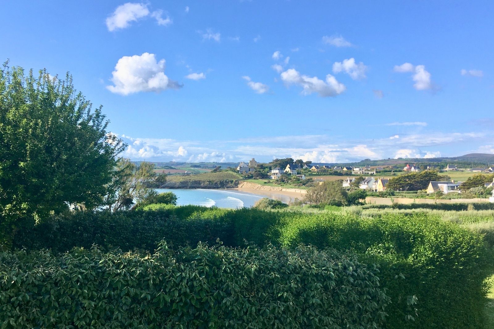 Emplacement de camping vue mer à Plomodiern - Camping de Pors Ar Vag